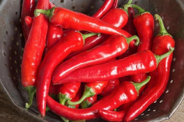 غذا های تند با ما چه می کند!